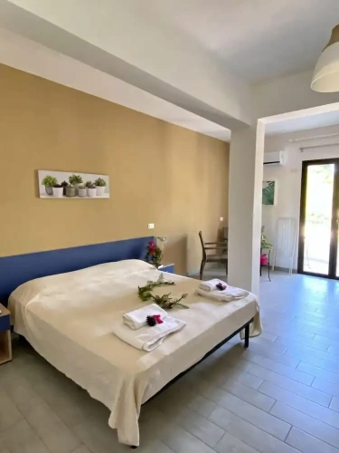 Standard Quadruple room with balcony and with sea view