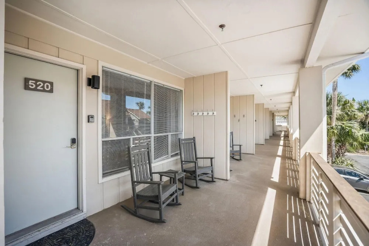 Studio Near Pools, Beach and Golf, With Complimentary Resort Pass