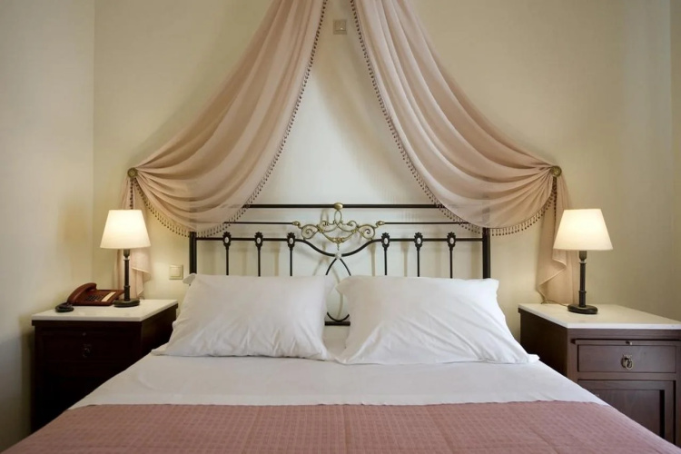 Ostria Hotel