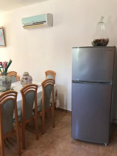Pomos Small Sunny House
