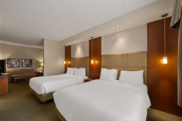 Quadruple Suite