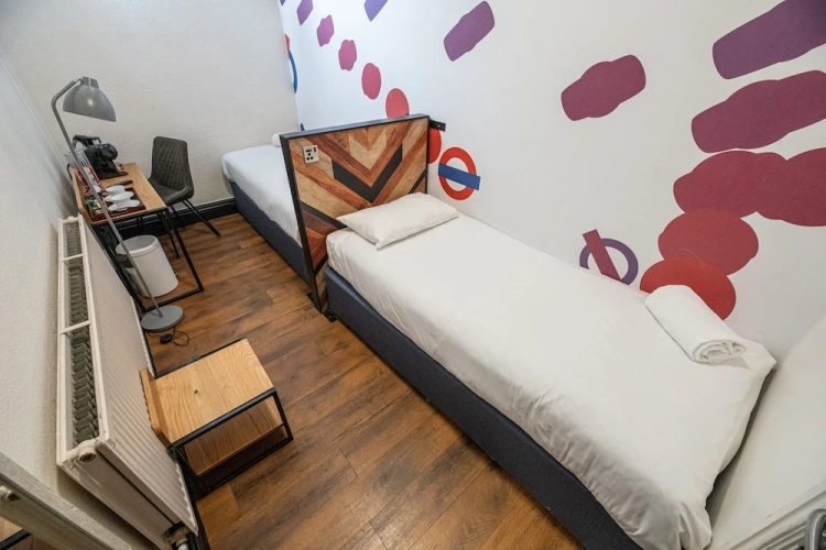 Twin room