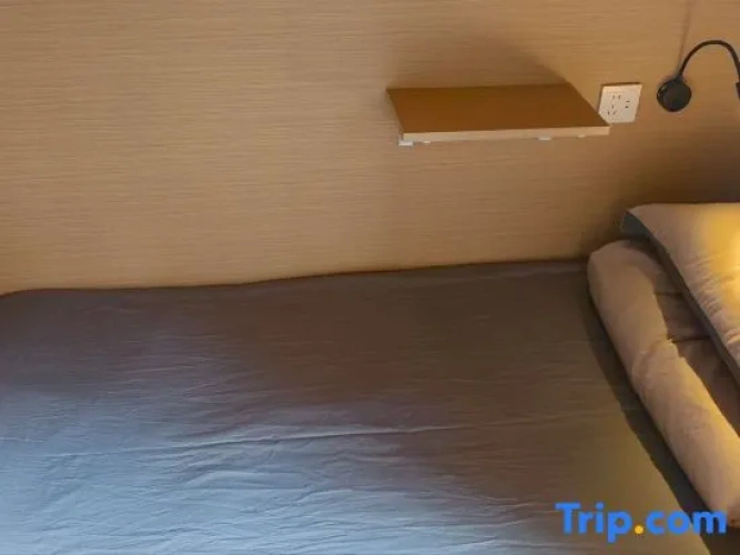 Bed in Dorm (female dorm)