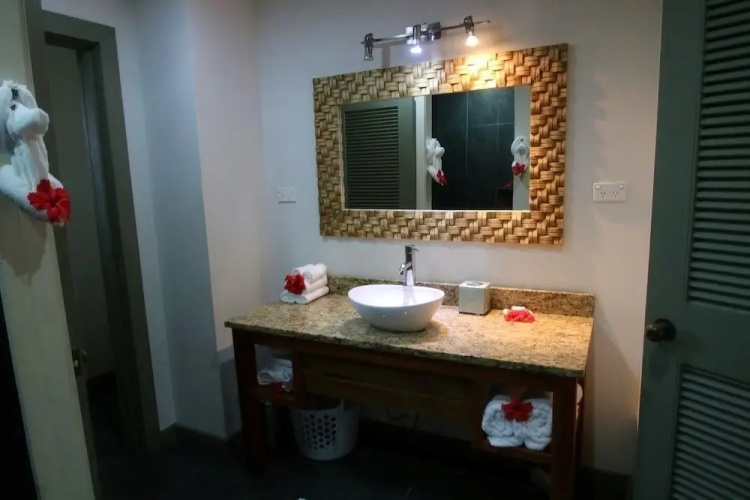 Lalati Resort & Spa