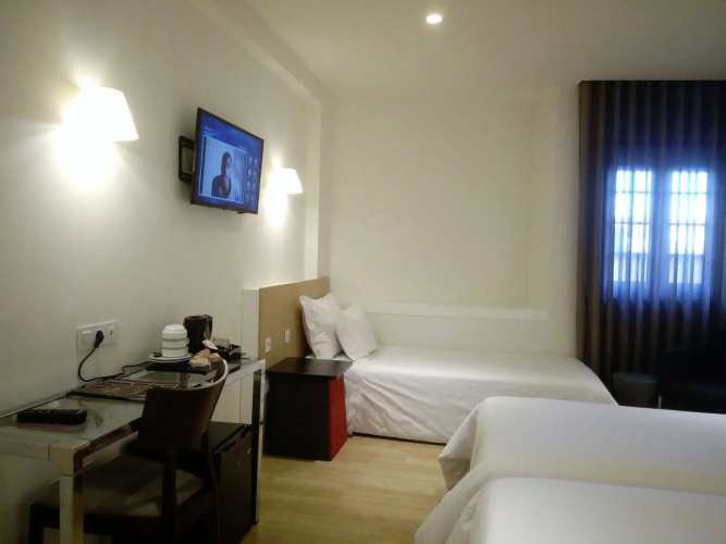 Aveiro Center Hotel