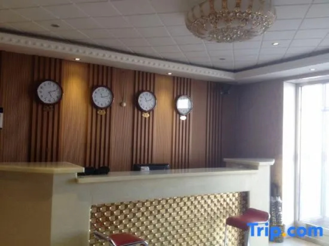 Xiaohonglou Hotel, Luohe