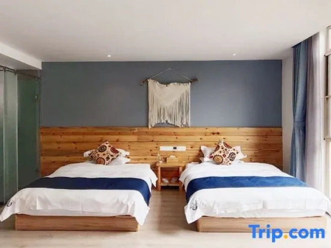 Standard Double room with mountain view