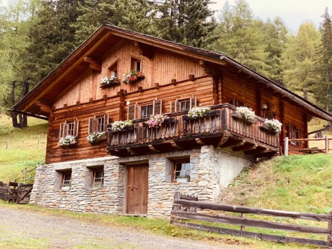3 Bedrooms Cottage