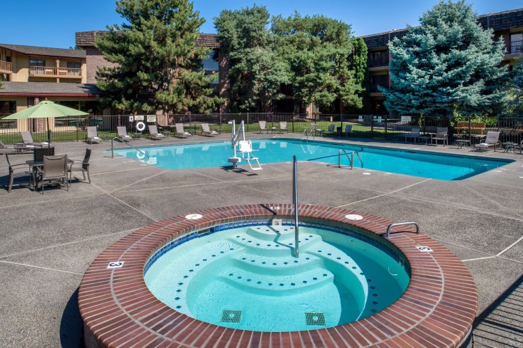 Red Lion Hotel Pasco Airport & Conference Center photo 13
