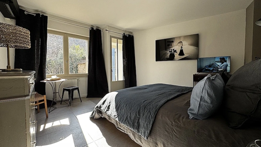 Deluxe Double room with courtyard view