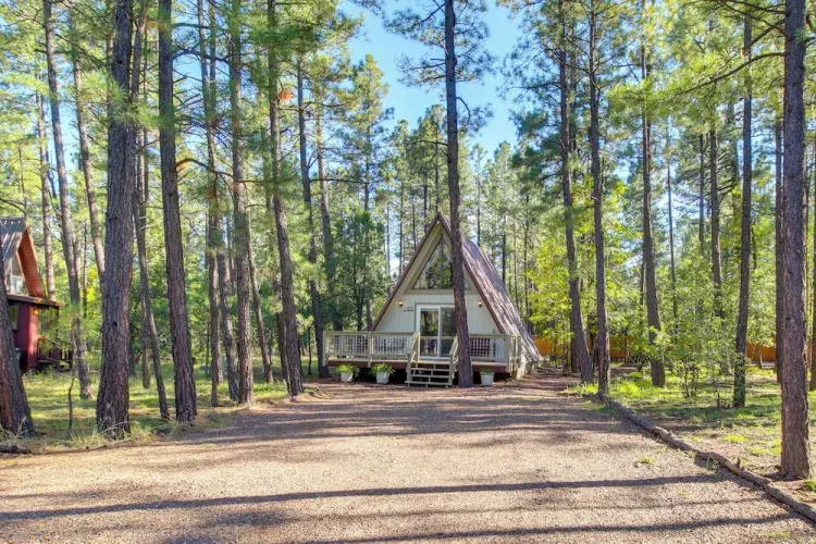 A-frame Cabin w/ Deck & Grill in Pinetop!
