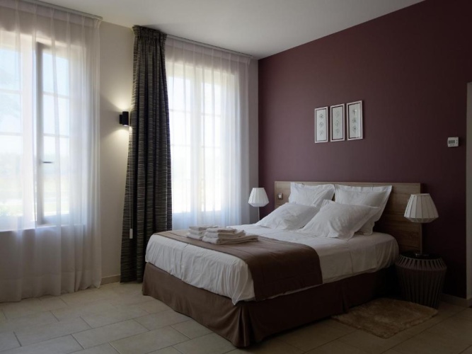 Standard Double room with pool view
