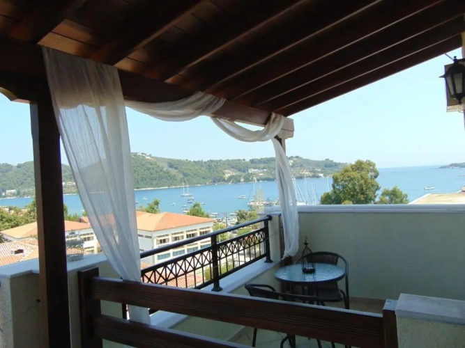 Standard Twin room with balcony