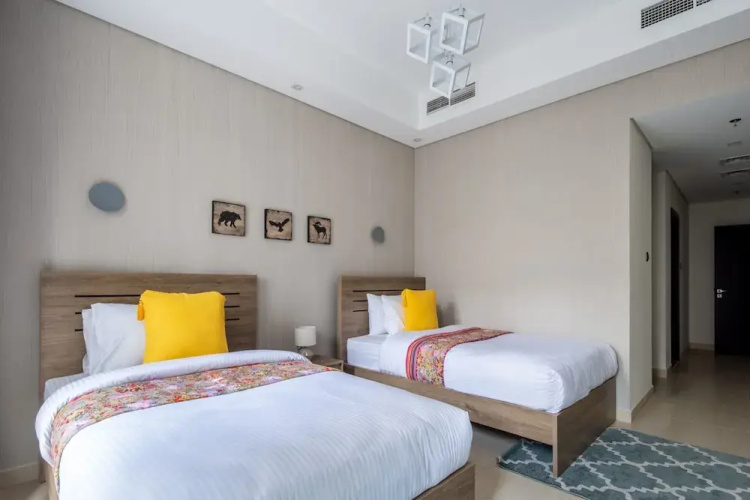 Lavish 3BR With Study in Downtown Dubai