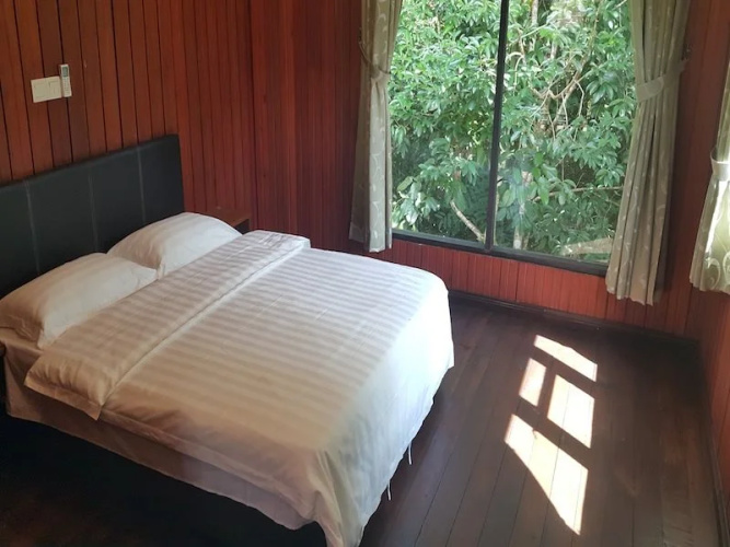 Bukit Belanda Jungle Lodge