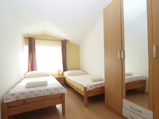 Apartment Anica 770