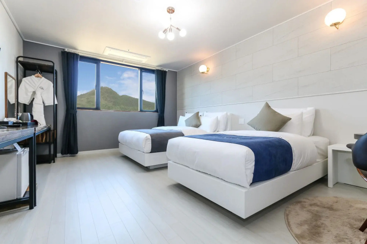Andong CM Park Hotel