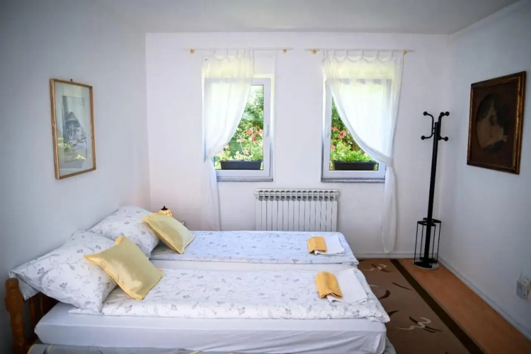 Lalić rooms
