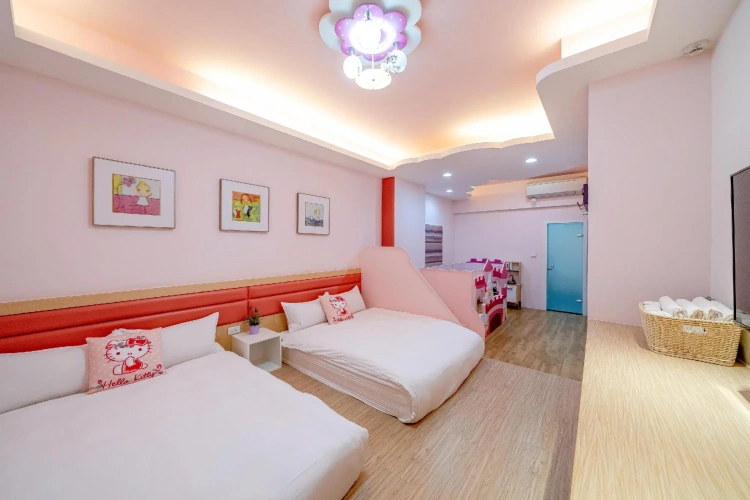 Superior Quadruple room