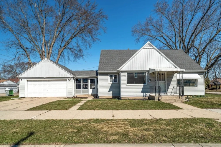 3 Bedrooms Cottage