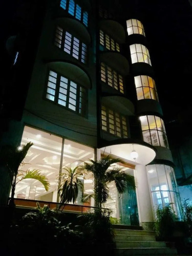 Hotel Niladrii Palace