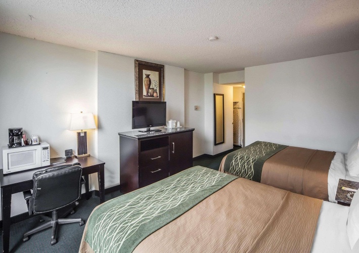 Comfort Inn & Suites Downtown Edmonton photo 8