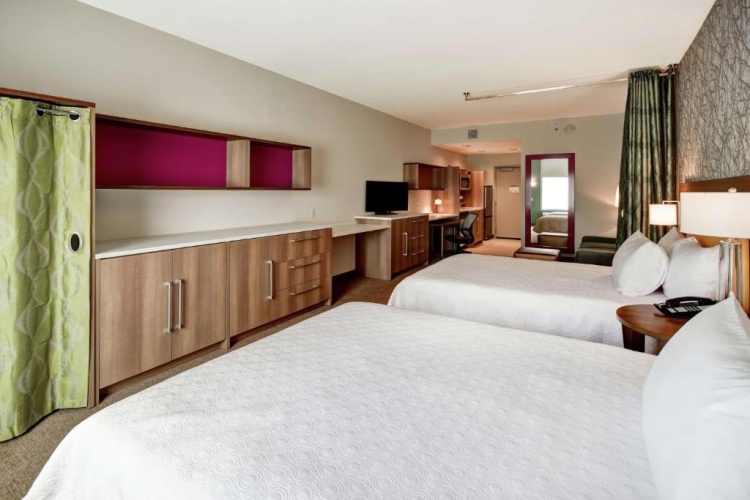 Quadruple Suite