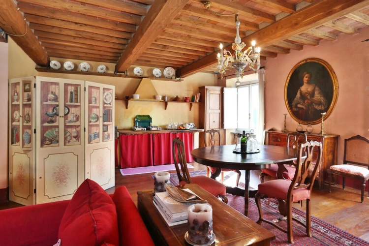 Vacation in Lucca Superior Apartments