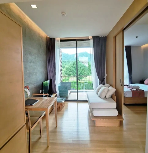 Superior room with balcony and with mountain view