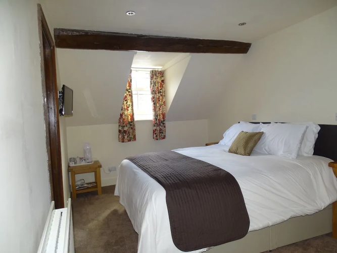 Ellesmere Hotel