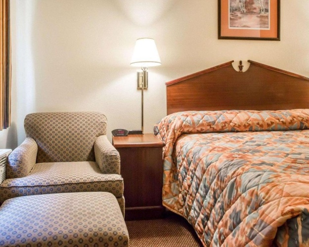 Standard Sextuple room