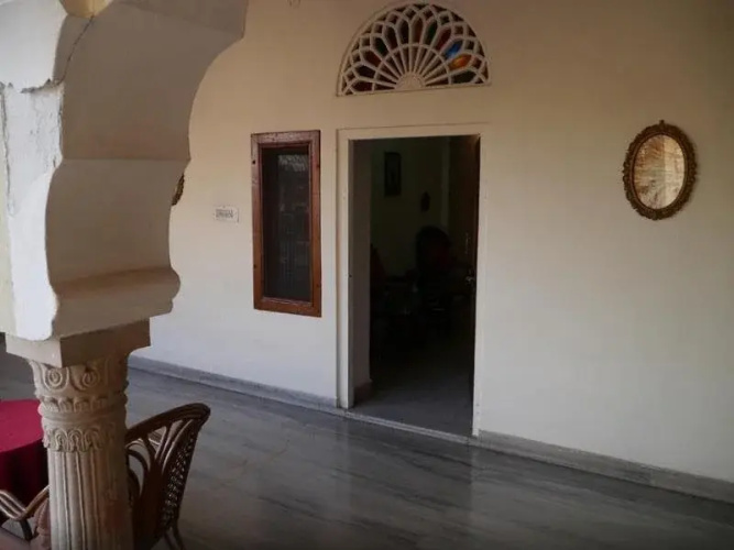 Nana Ki Haveli Hotel