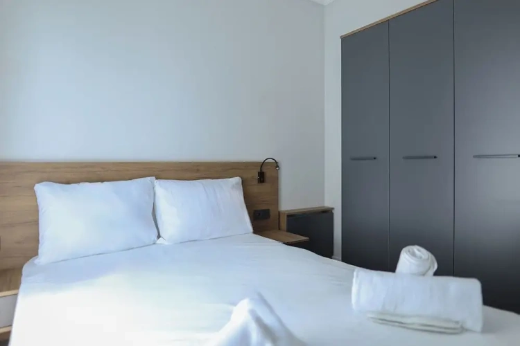 1 Bedroom Economy Apartment