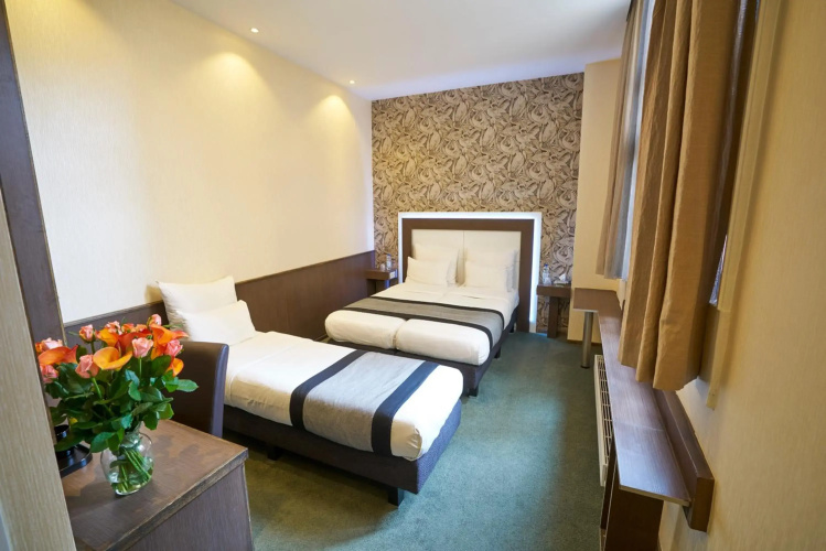 Hotel The Bird