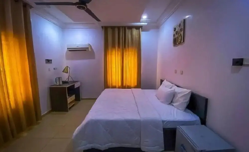 Stardust Apartments