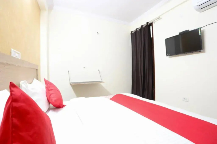 Harsh Residency by OYO Rooms
