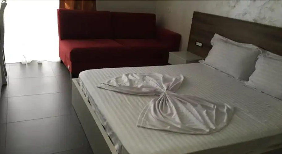 Kamomil Hotel
