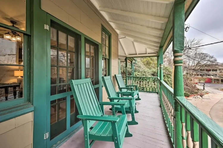 1 Bedroom Cottage with balcony