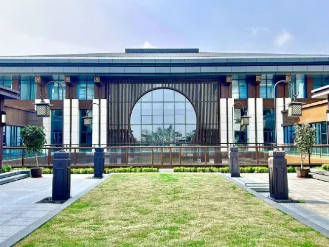 Yishui Grand Hotel