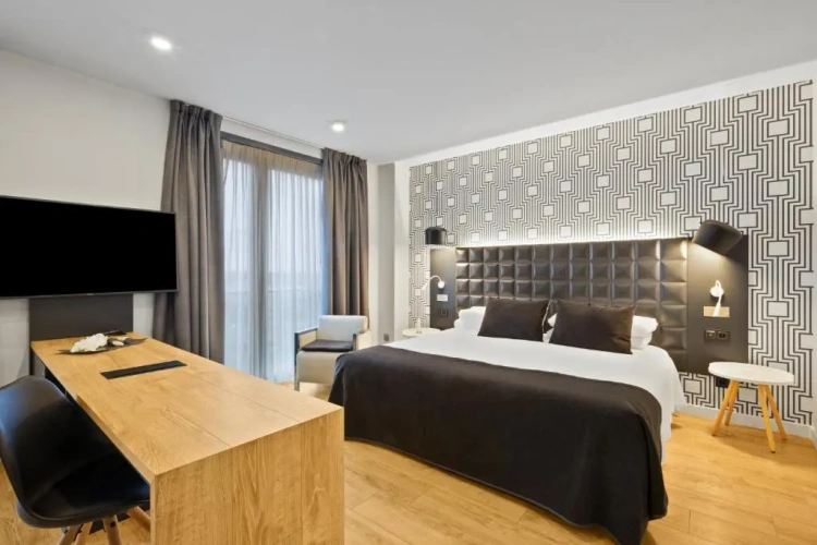Double Suite