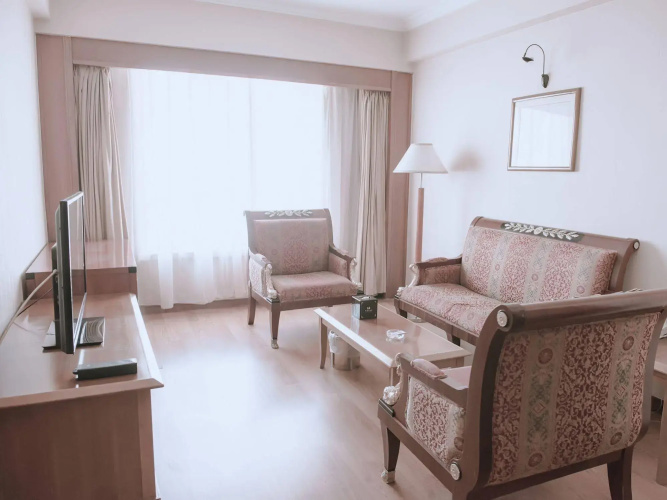 Shanghai Charms Hotel