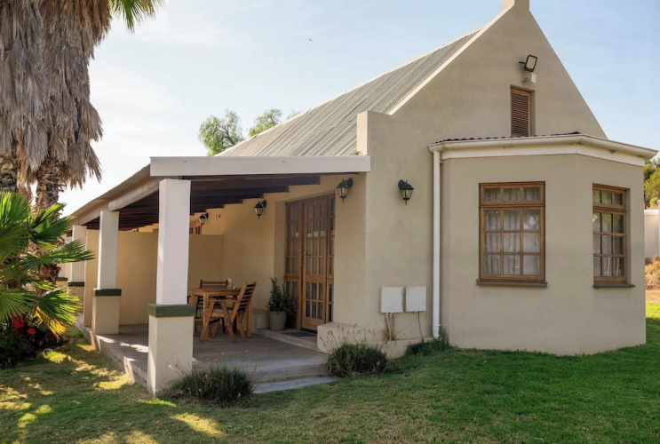 Bakenskraal Ostrich Palace - Oudtshoorn