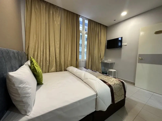 Ss Grey Hotel