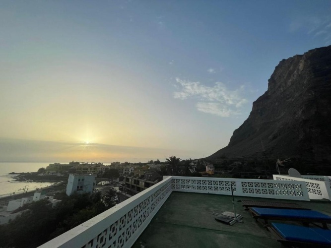 1 Bedroom Apartment with sea view