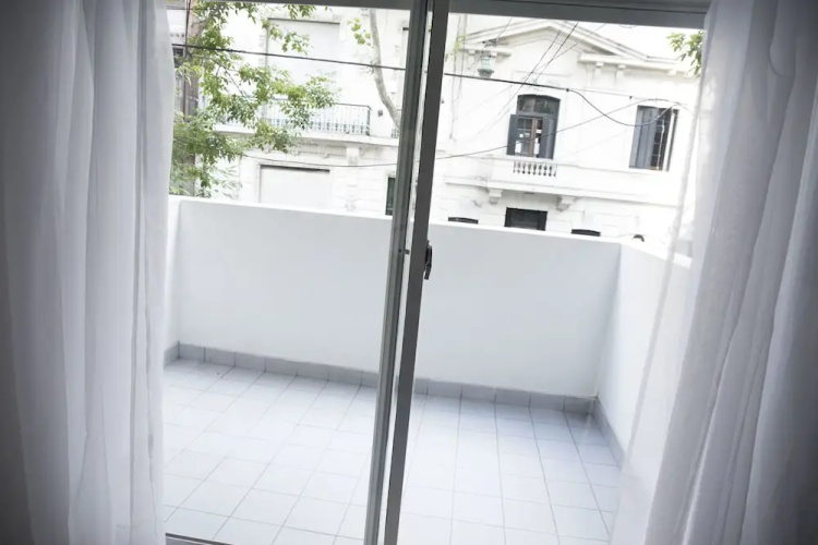 Suites & Studios 3