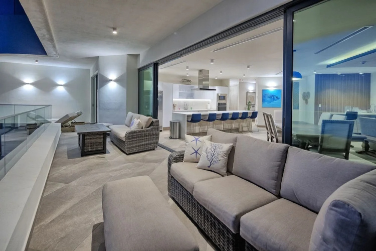 Luxury New Oceanfront Condo 5BR Sleeps 12