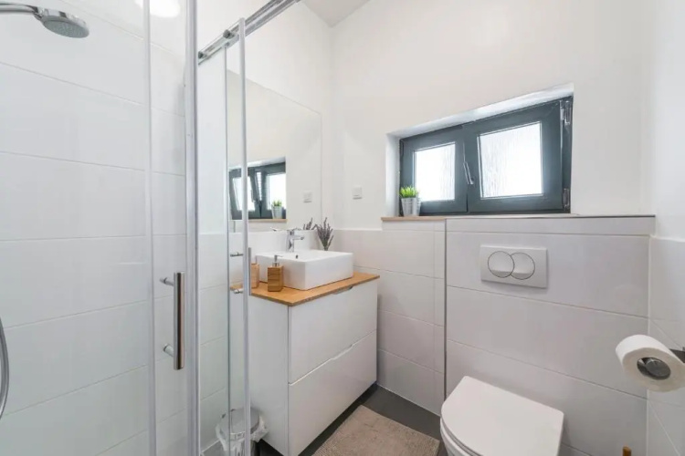 51 Street Apartment