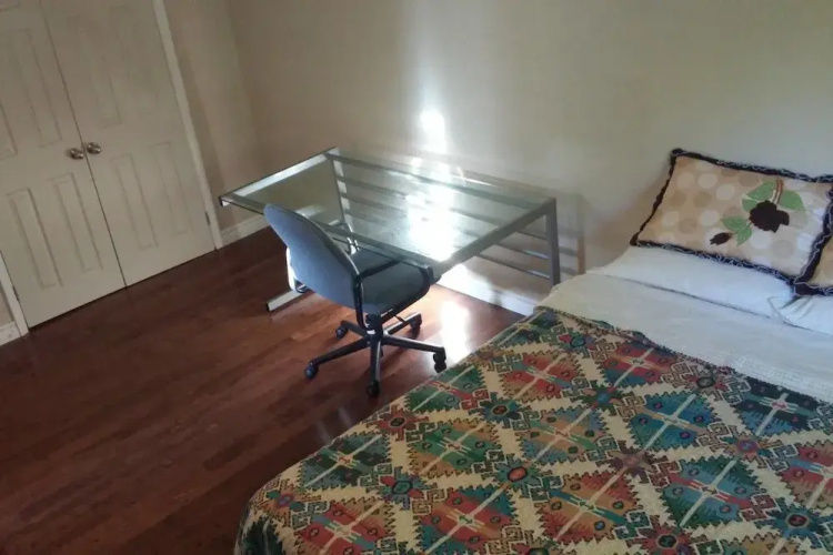 NEW !! Home Away From Home in the GTA