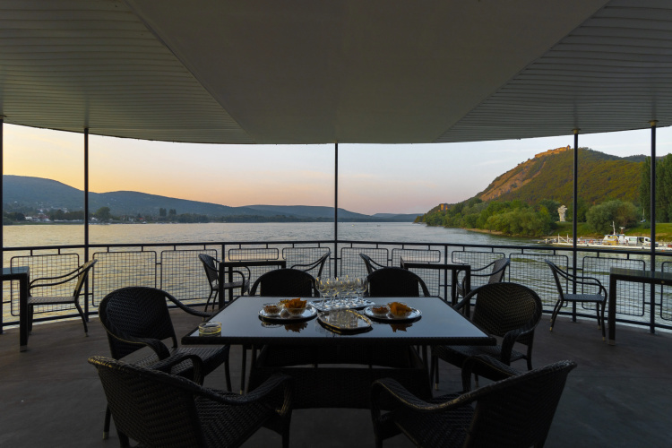 Aquamarina Hotel