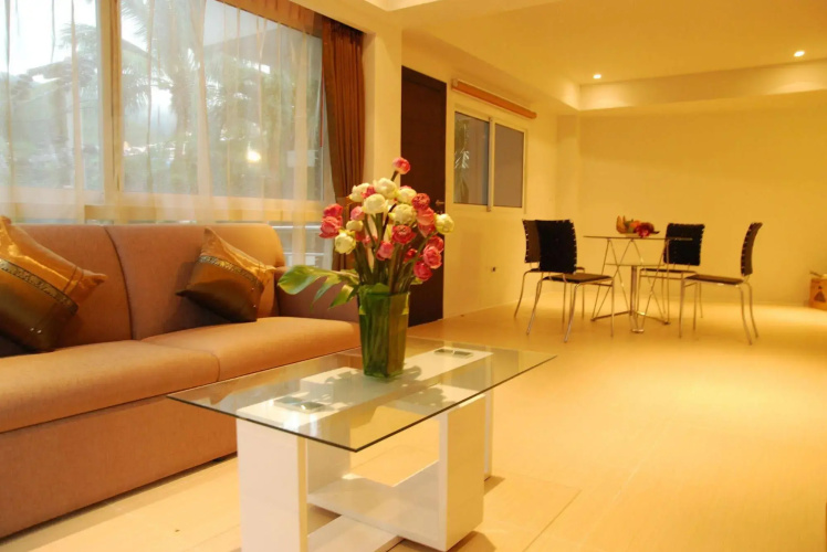 I Am Residence